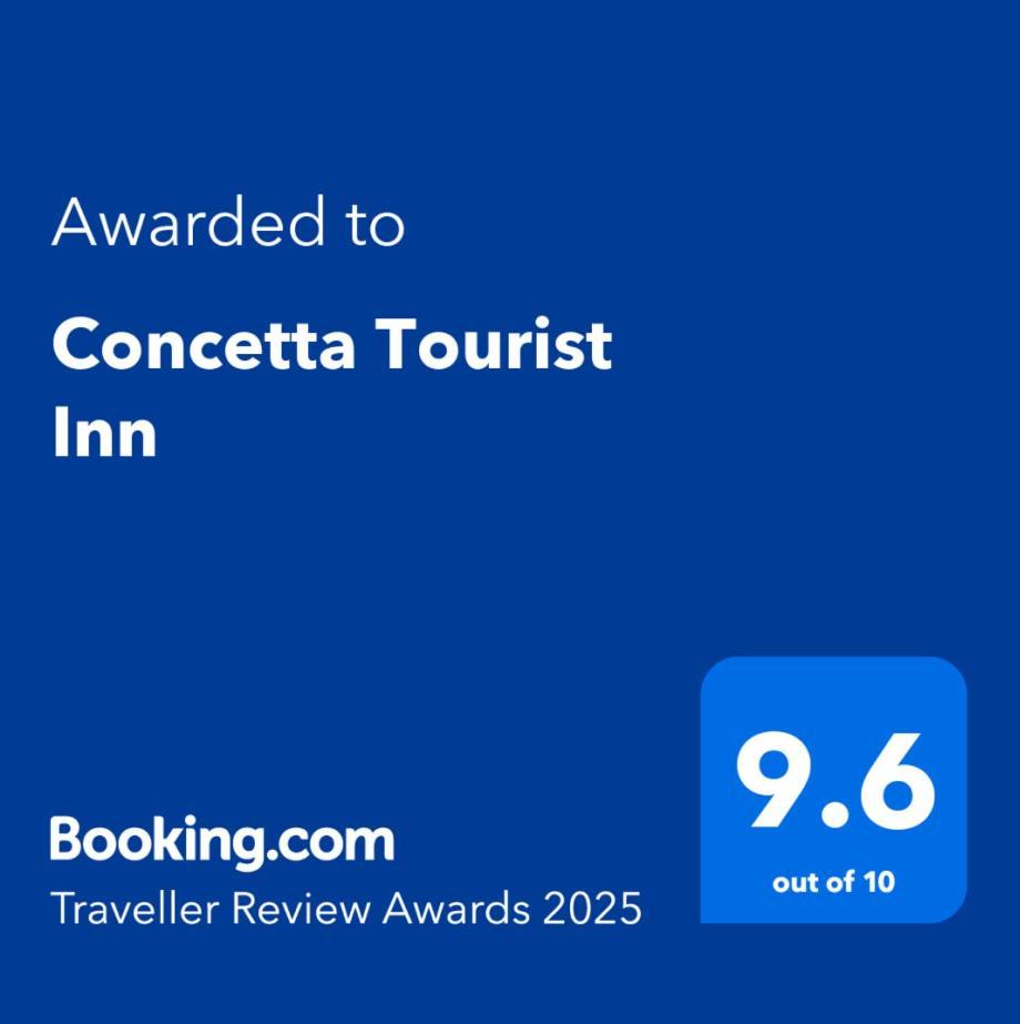 Concetta Tourist Inn Manolo Fortich Dış mekan fotoğraf